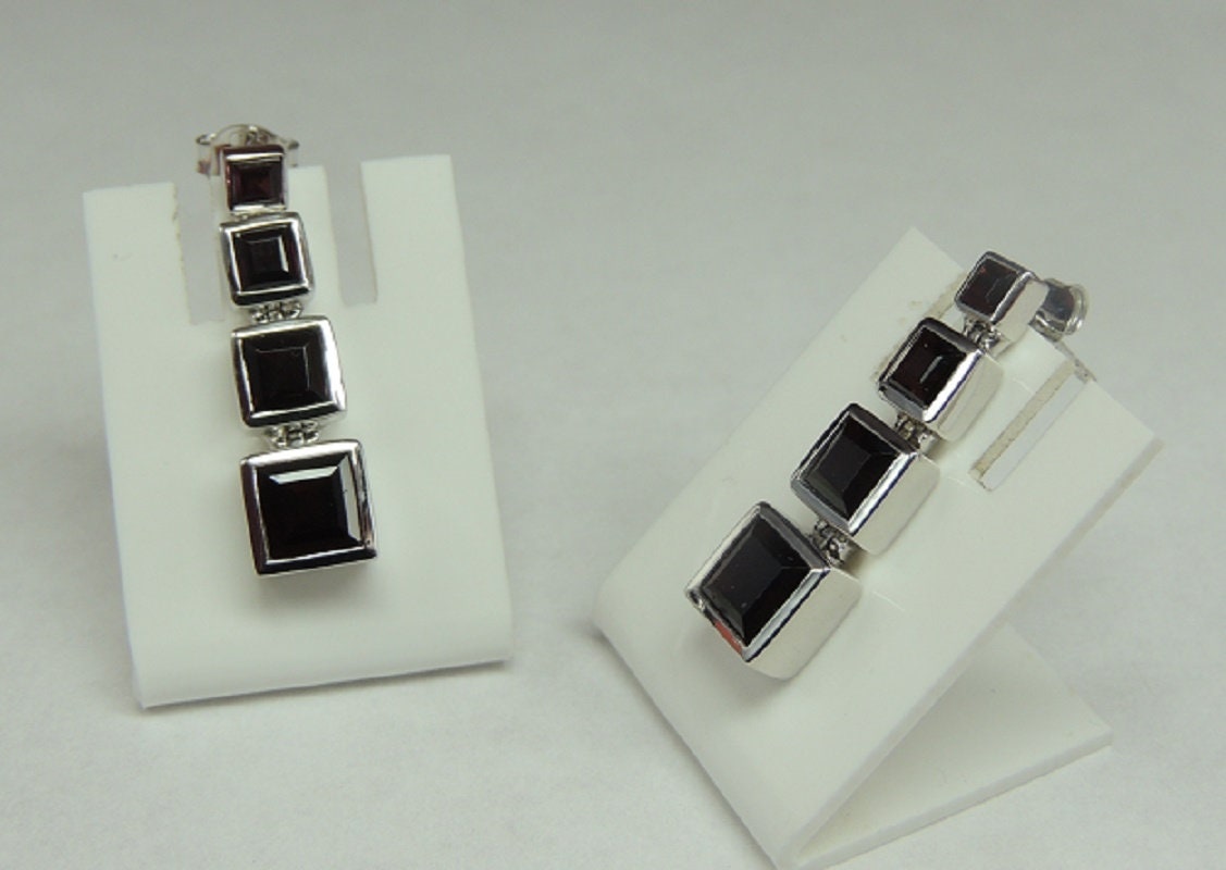 Edler 5,40 Carat Granat Ohrstecker 925 Silber Ohrring blutroter Edelstein
