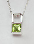 Design pur 0,6 Carat Peridot Anhanger 925 Silber Collier Kette Olivin Designschmuck