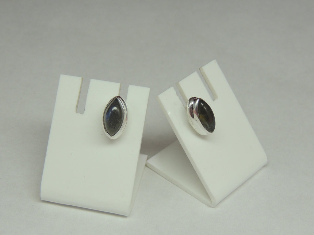Edle 1.9 Carat Cabochon Labradorit Ohrstecker 925 Silber Unisex irrisierender Edelstein