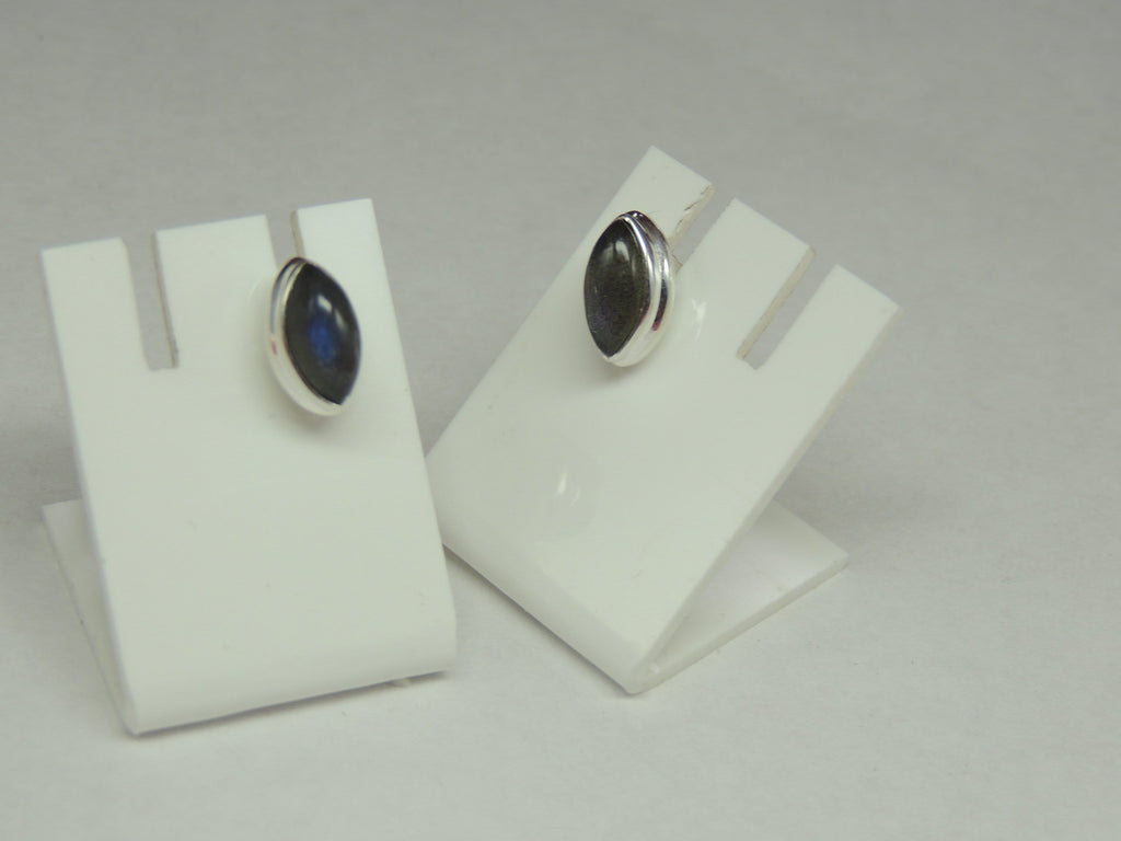 Edle 1.9 Carat Cabochon Labradorit Ohrstecker 925 Silber Unisex irrisierender Edelstein