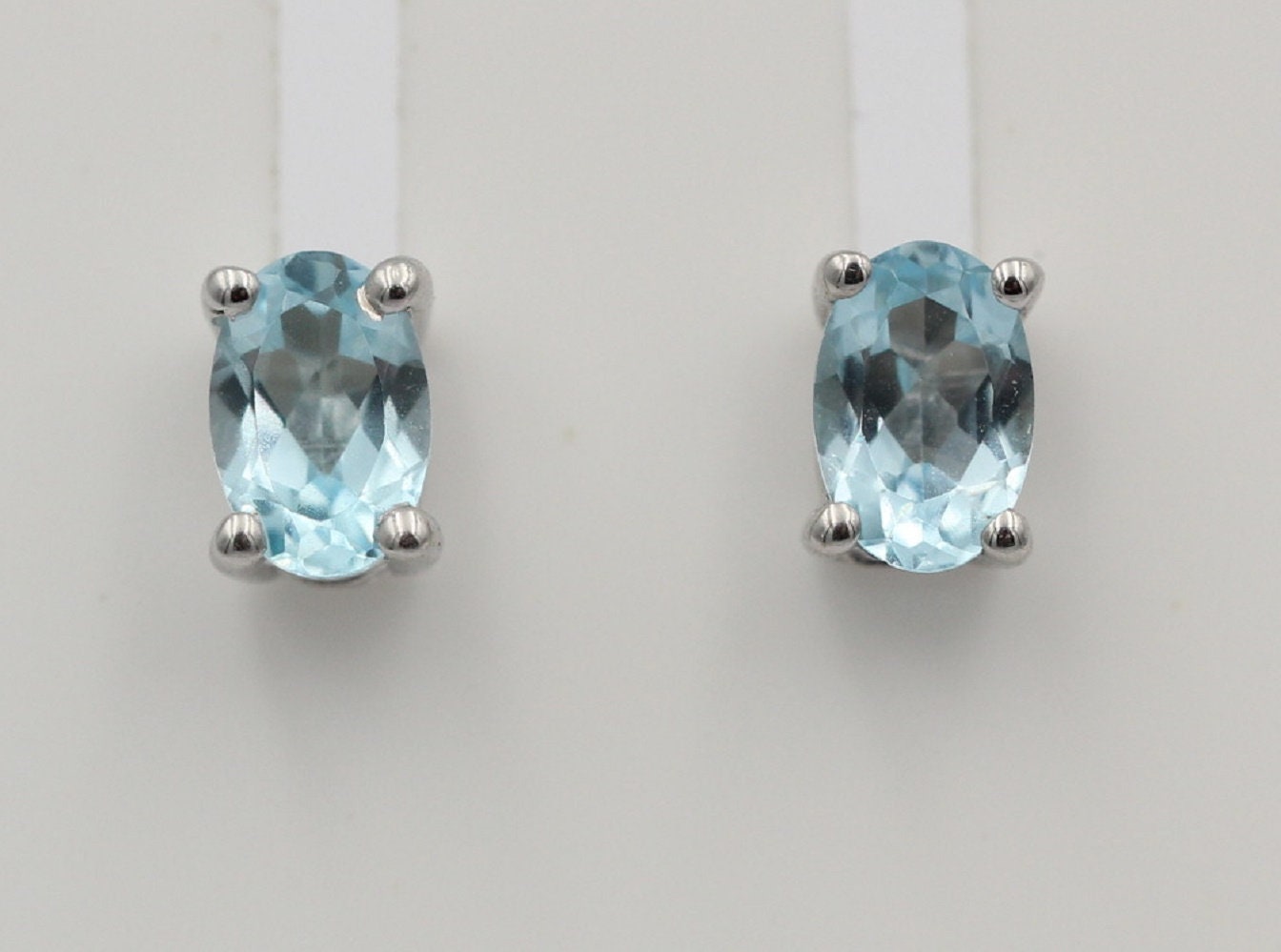 Edle 1,0 Carat Blautopas Ohrstecker 925 Silber Ohrring Ohrschmuck sky blue Topas