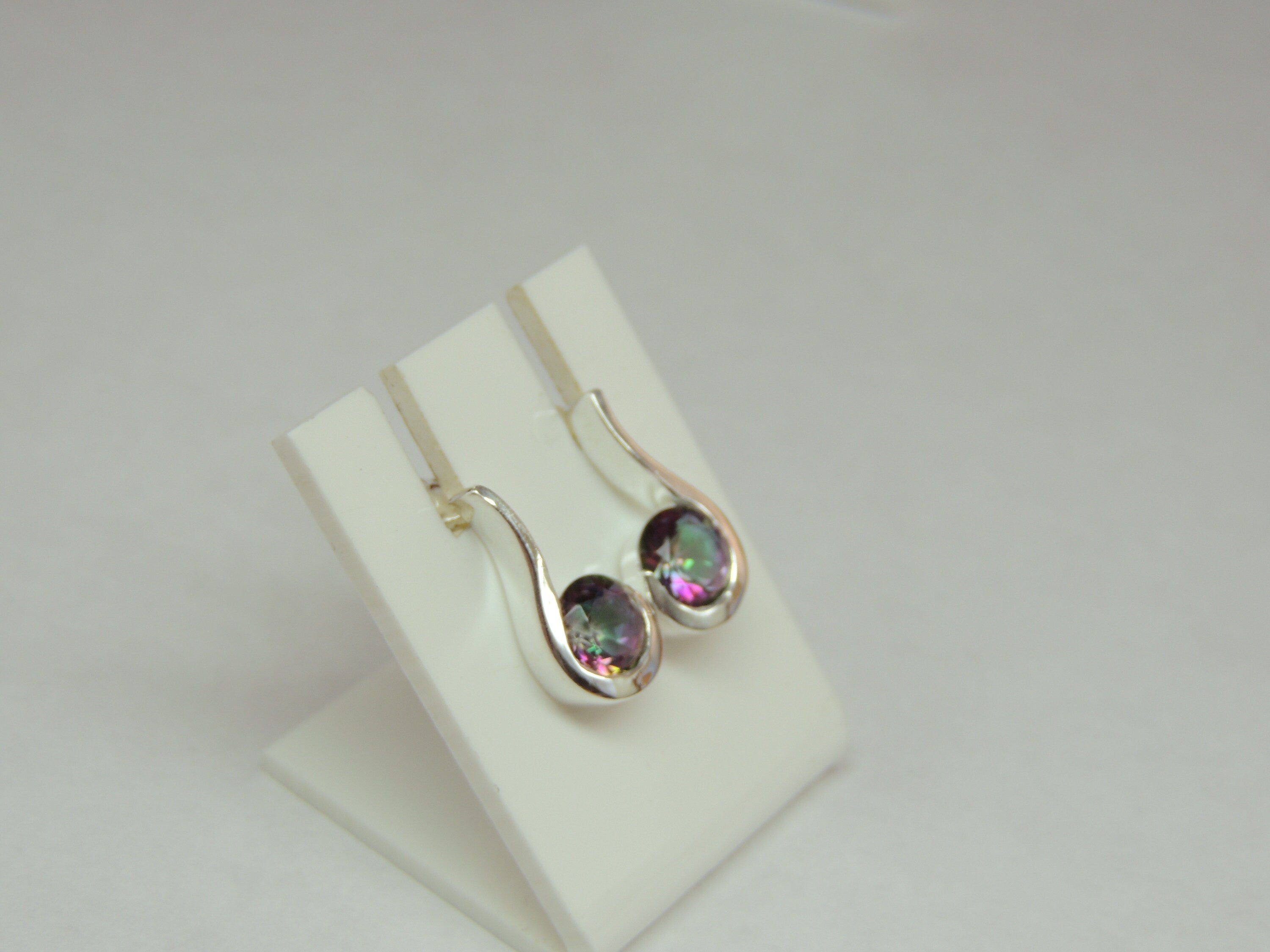 Edle 1,6 Carat Mystic Topas Ohrstecker 925 Silber Ohrring Edelsteinohrstecker