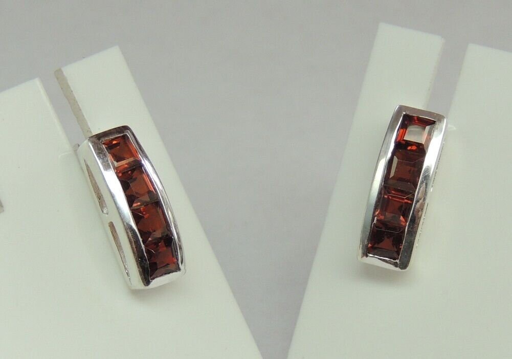 Edle 1,08 Carat Granat Ohrstecker 925 Silber Ohrring Ohrschmuck
