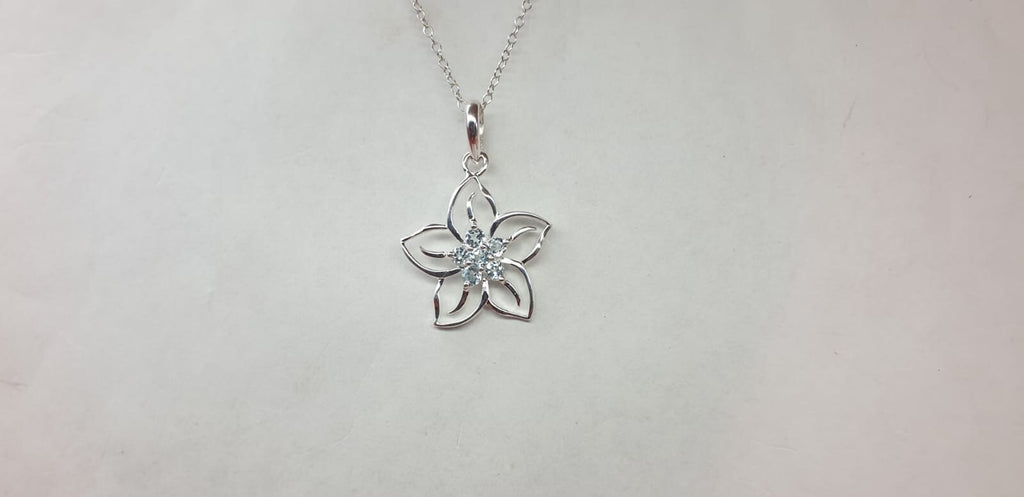 Edler 0,2 Carat Blautopas Blumen Anhanger 925 Silber Collier Kette  sky blue Topas
