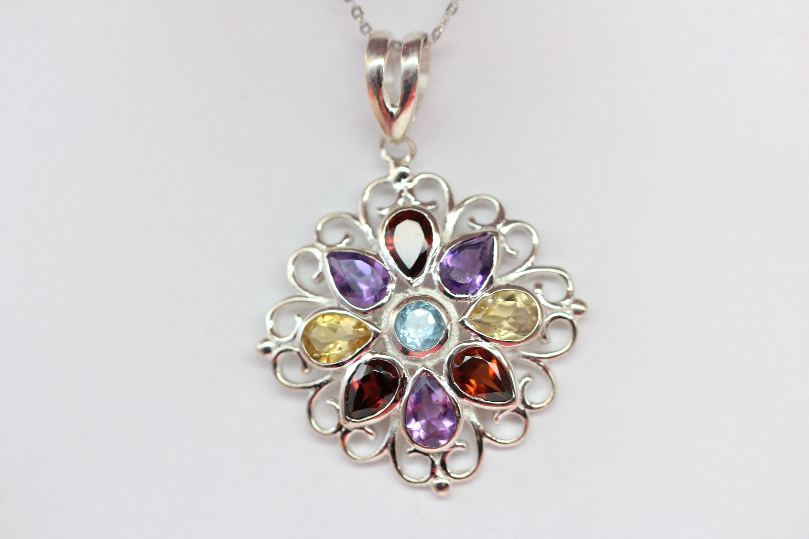 Echter Multi Edelstein Anhänger Silber 925, Tropfen Edelstein Kette Bunt, Regenbogen Schmuck, Filigranes Design, Vintage Stil, Handgefertigt