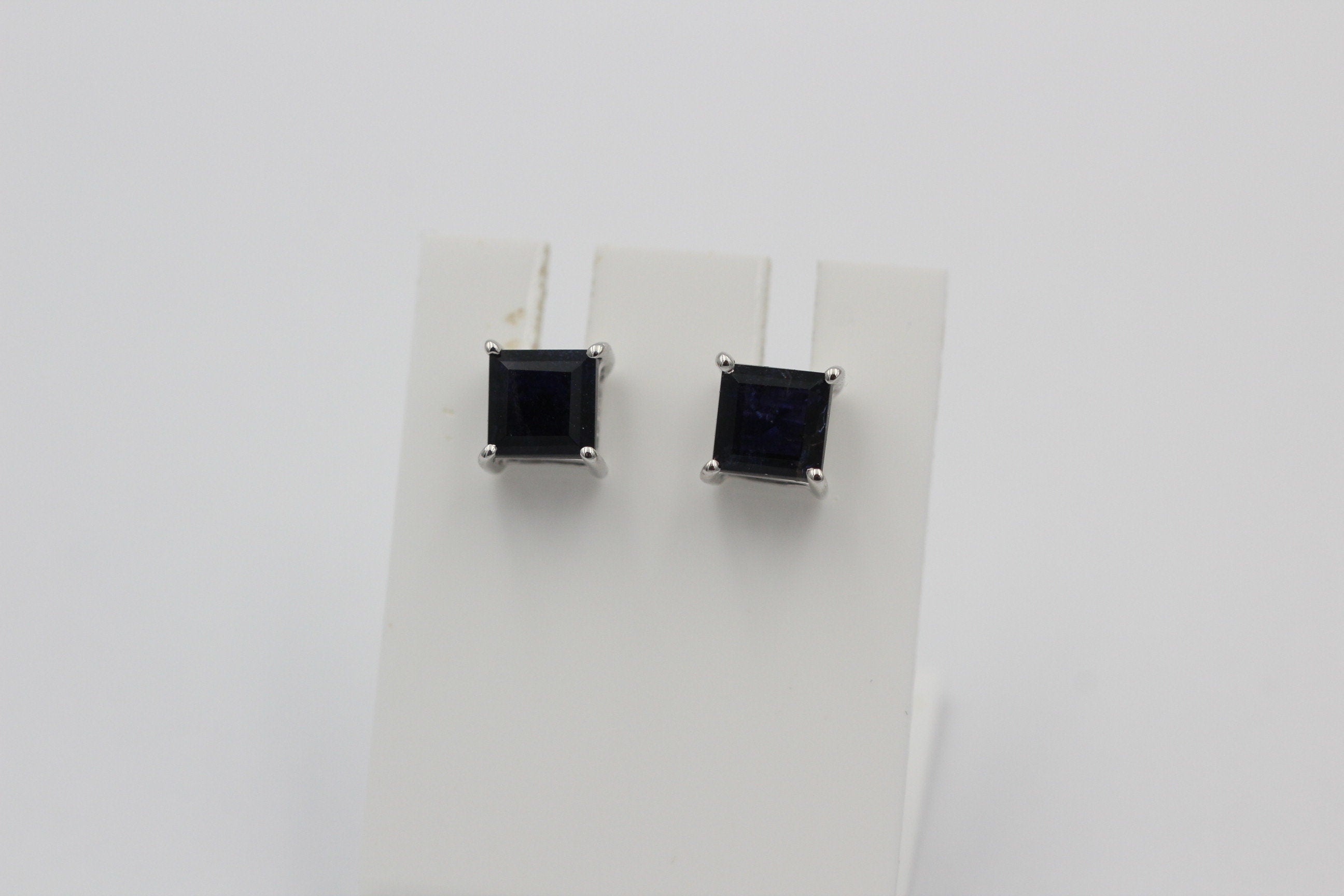 2,0 Carat Iolith  Ohrstecker 925 Silber Wassersaphir  Edelsteinschmuck Top