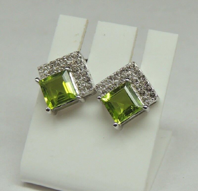 Edler 3,15 Carat Peridot weisstopas Ohrstecker 925 Silber maigraner Edelstein