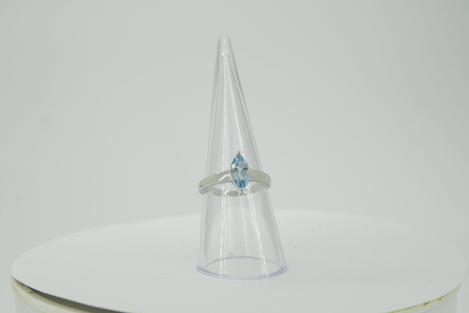 0,83 Carat Blautopas Ring 925 Silber himmelblauer Topas  Grasse 54 / 7 / 17,3
