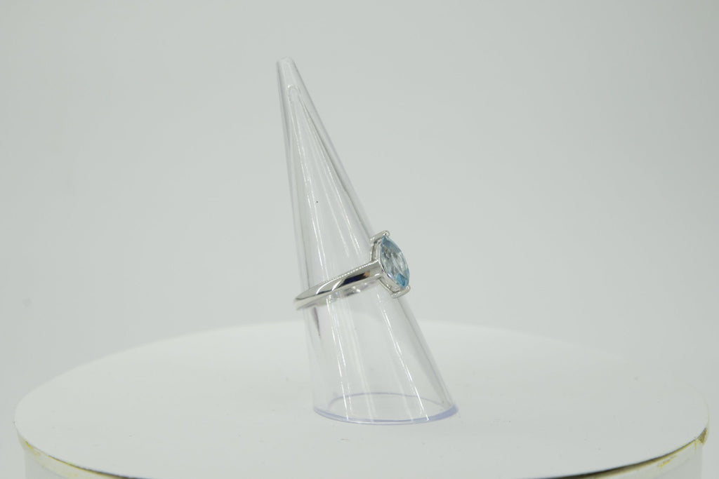 0,83 Carat Blautopas Ring 925 Silber himmelblauer Topas  Grasse 54 / 7 / 17,3