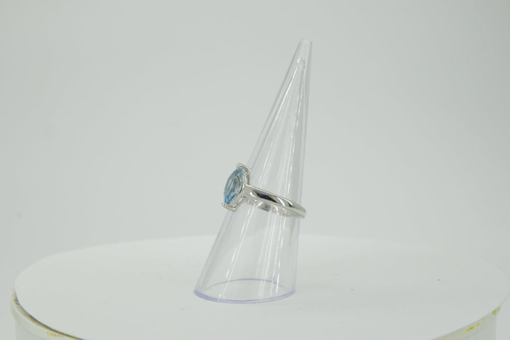 0,83 Carat Blautopas Ring 925 Silber himmelblauer Topas  Grasse 54 / 7 / 17,3