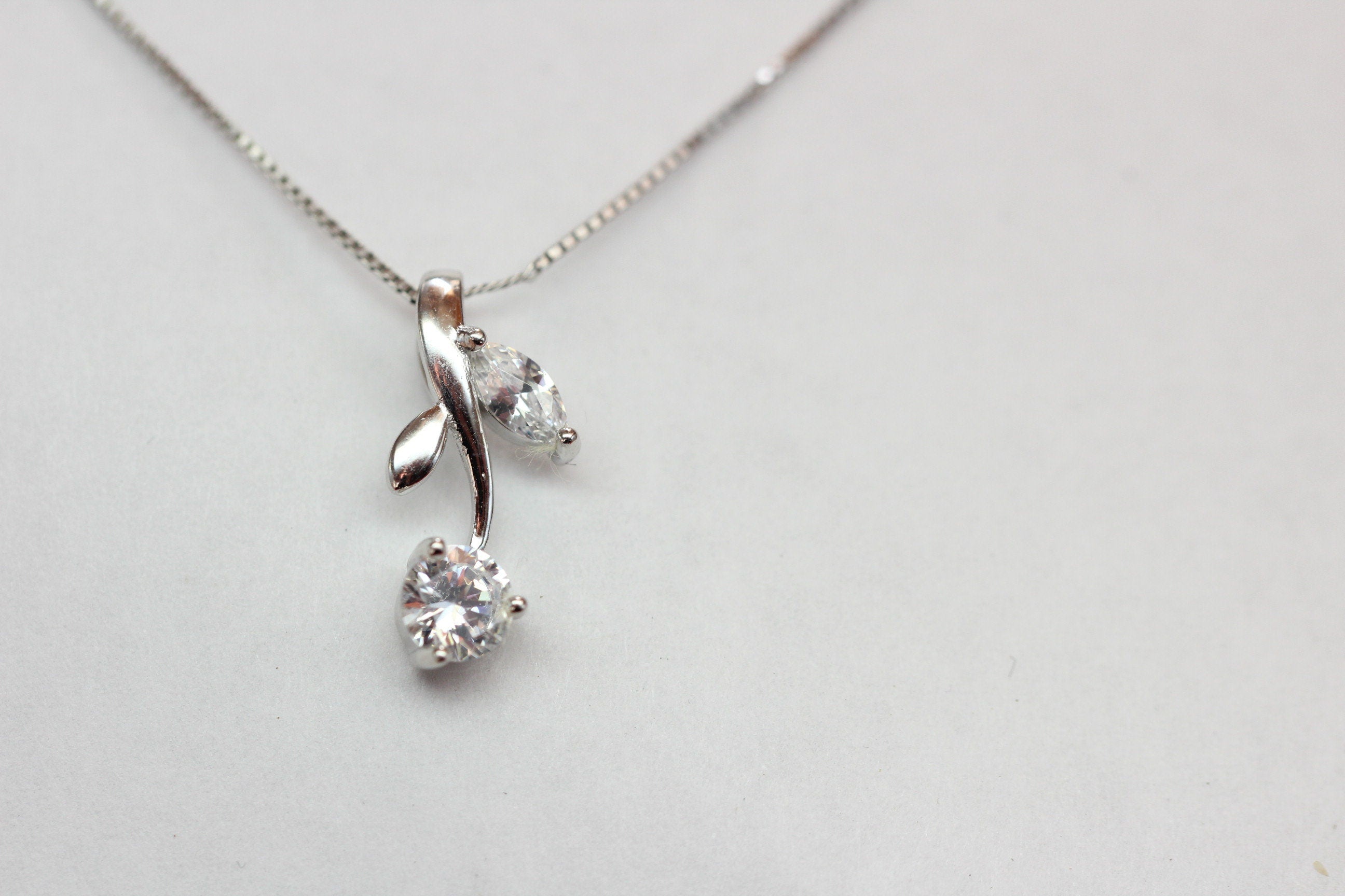 Blumen Anhanger 925 Sterling Silber mit Zirkonia Anhanger Blume Top Edel
