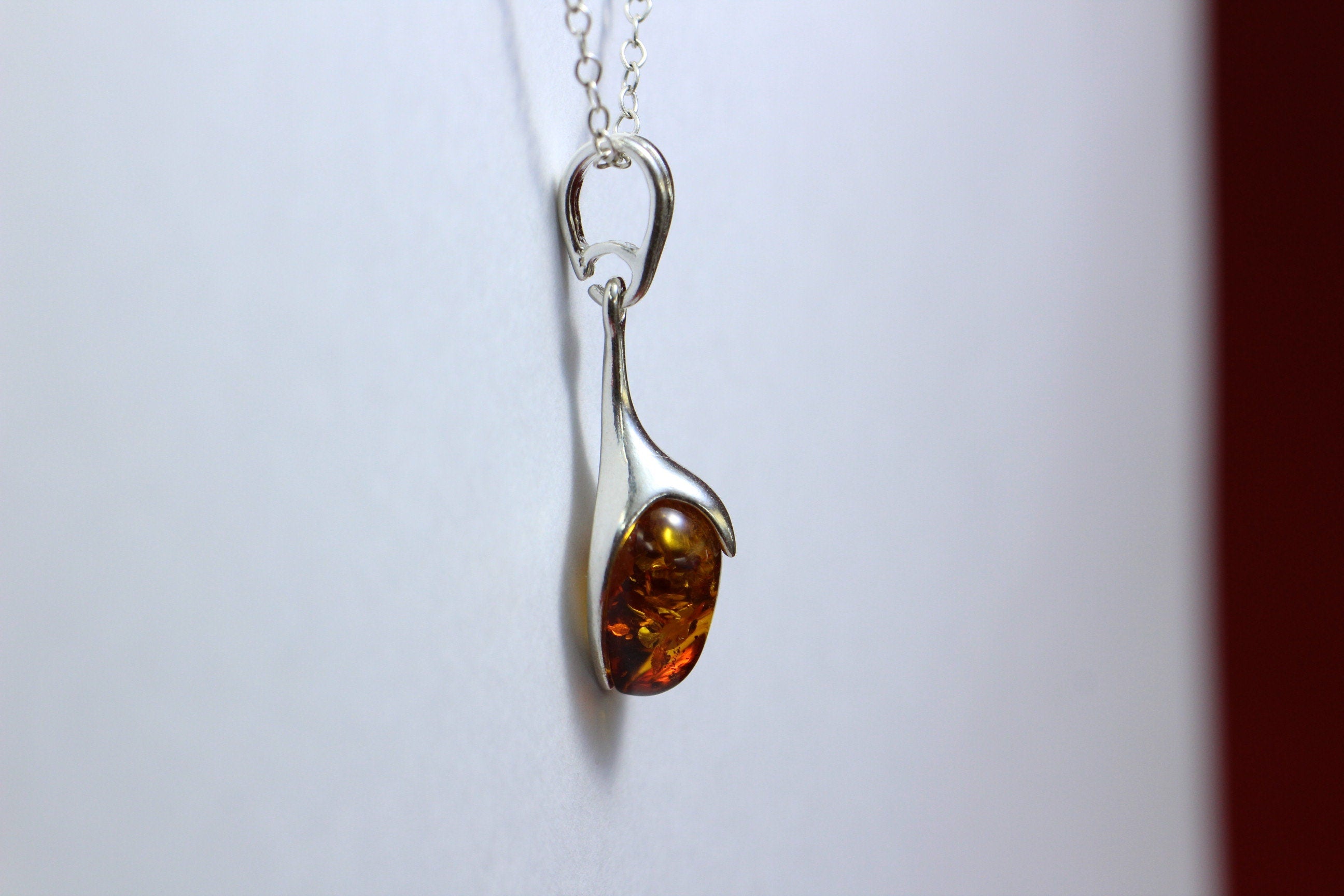 Anhanger mit schanen braunen Bernstein 925 Silber Collier Kette aus Litauen
