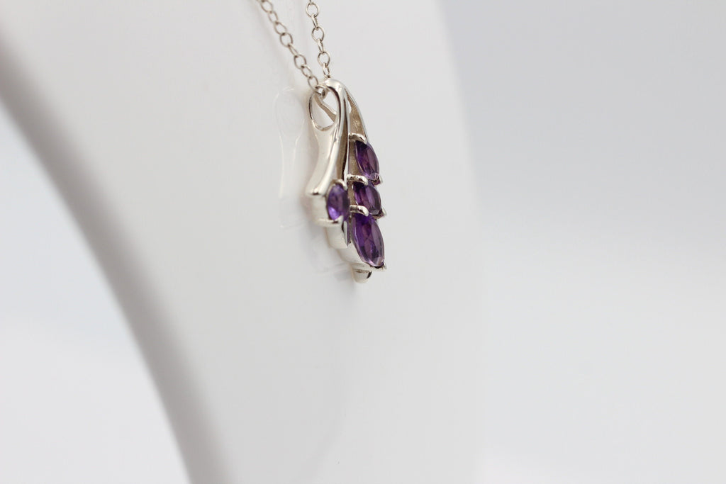 0,9 Carat Amethyst Anhänger 925 Silber  violetter Edelstein