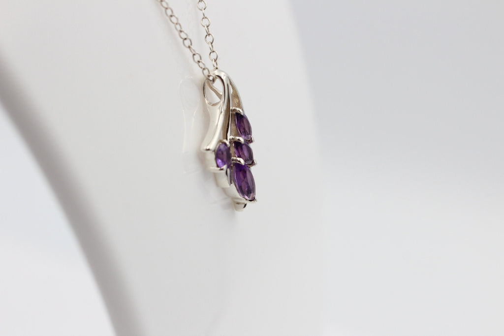 0,9 Carat Amethyst Anhänger 925 Silber  violetter Edelstein