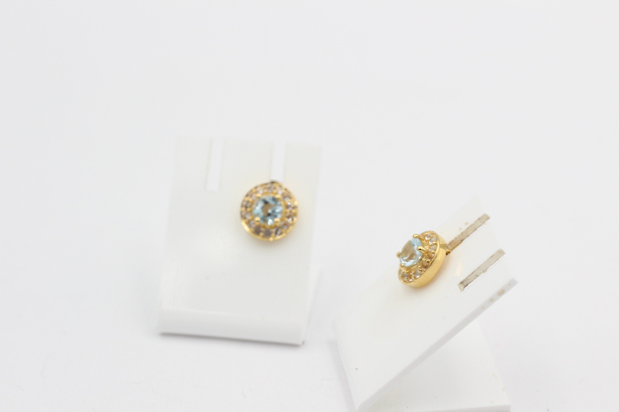 Edler 1,35 Carat Blautopast Weißtopas Orstecker 925 Silber Ohrschmuck vergoldet