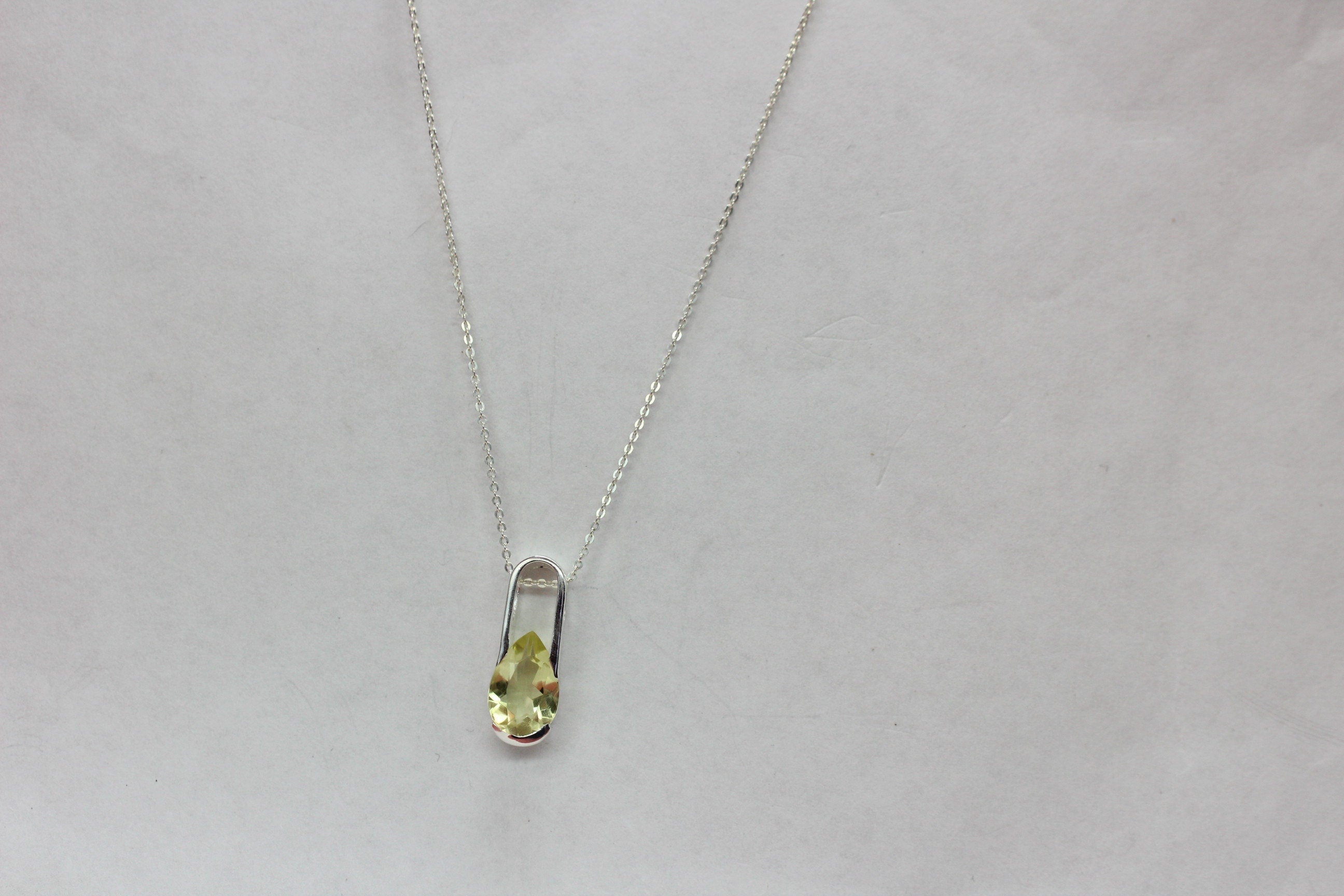Edler 2,9 Carat Limonentopas Anhanger 925 Silber  Lemonquarz topas