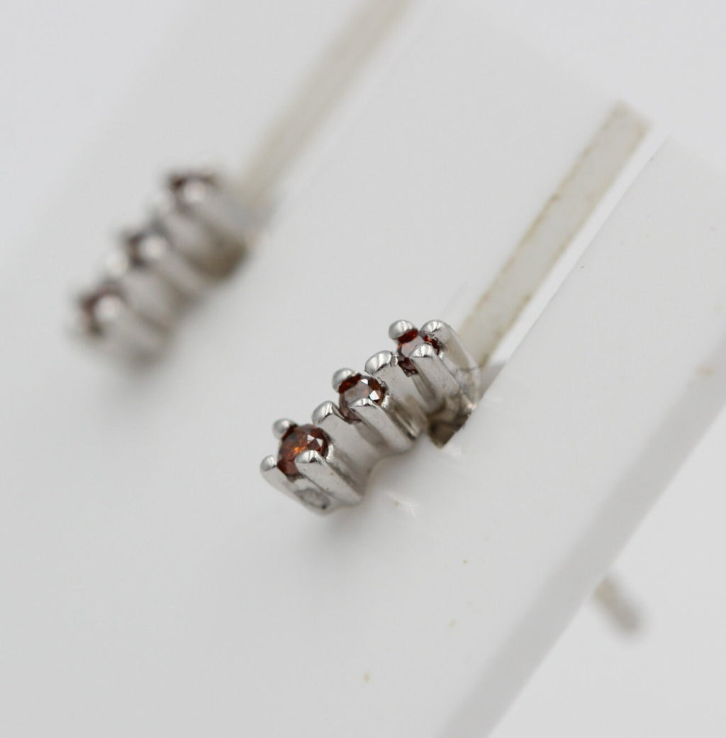 Edle 0,05 Carat rote Diamant Ohrstecker 925 Silber Diamantohrstecker I2 - I3