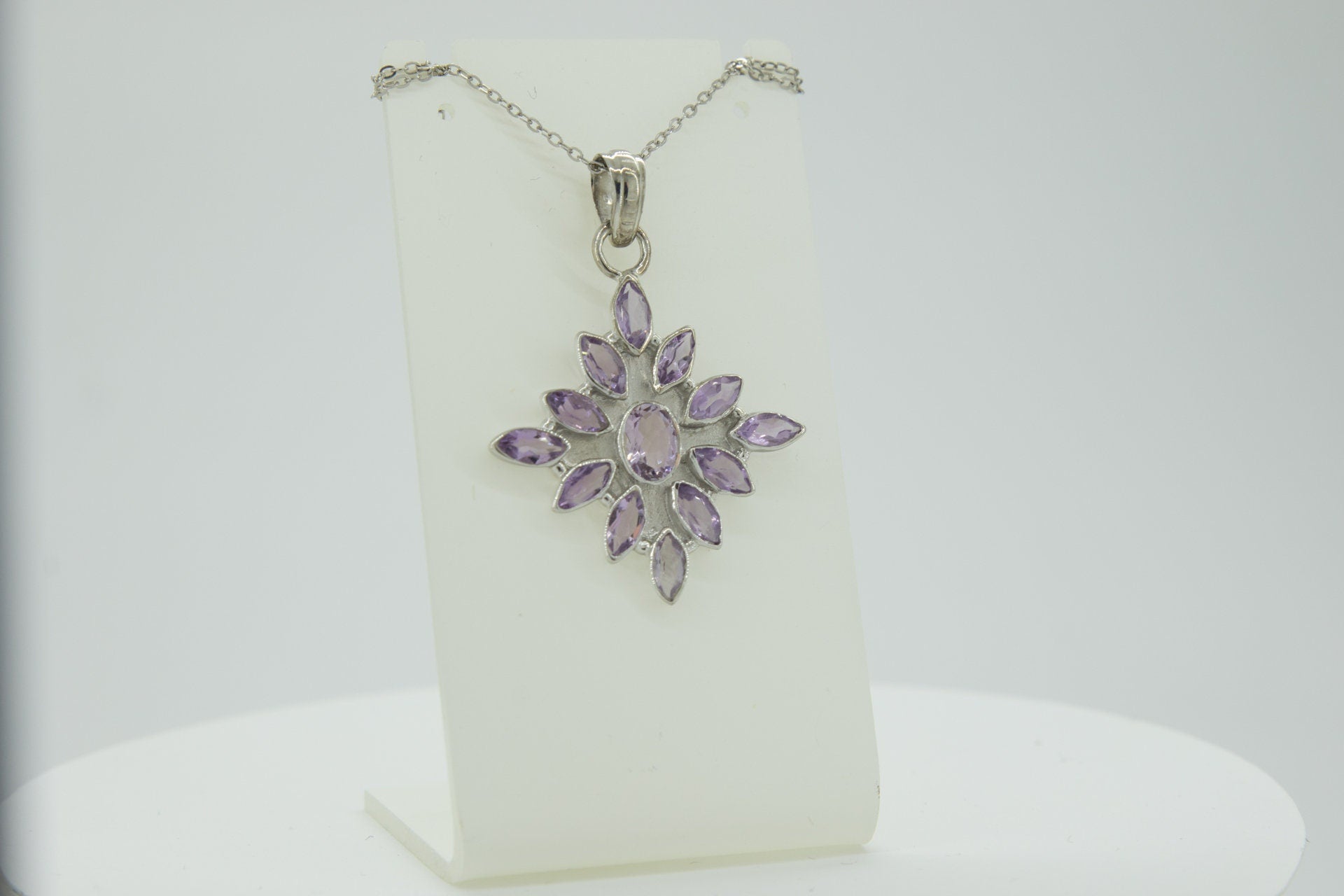 3,7 Carat edler Amethyst Anhanger 925 Silber  Amethyst Anhanger