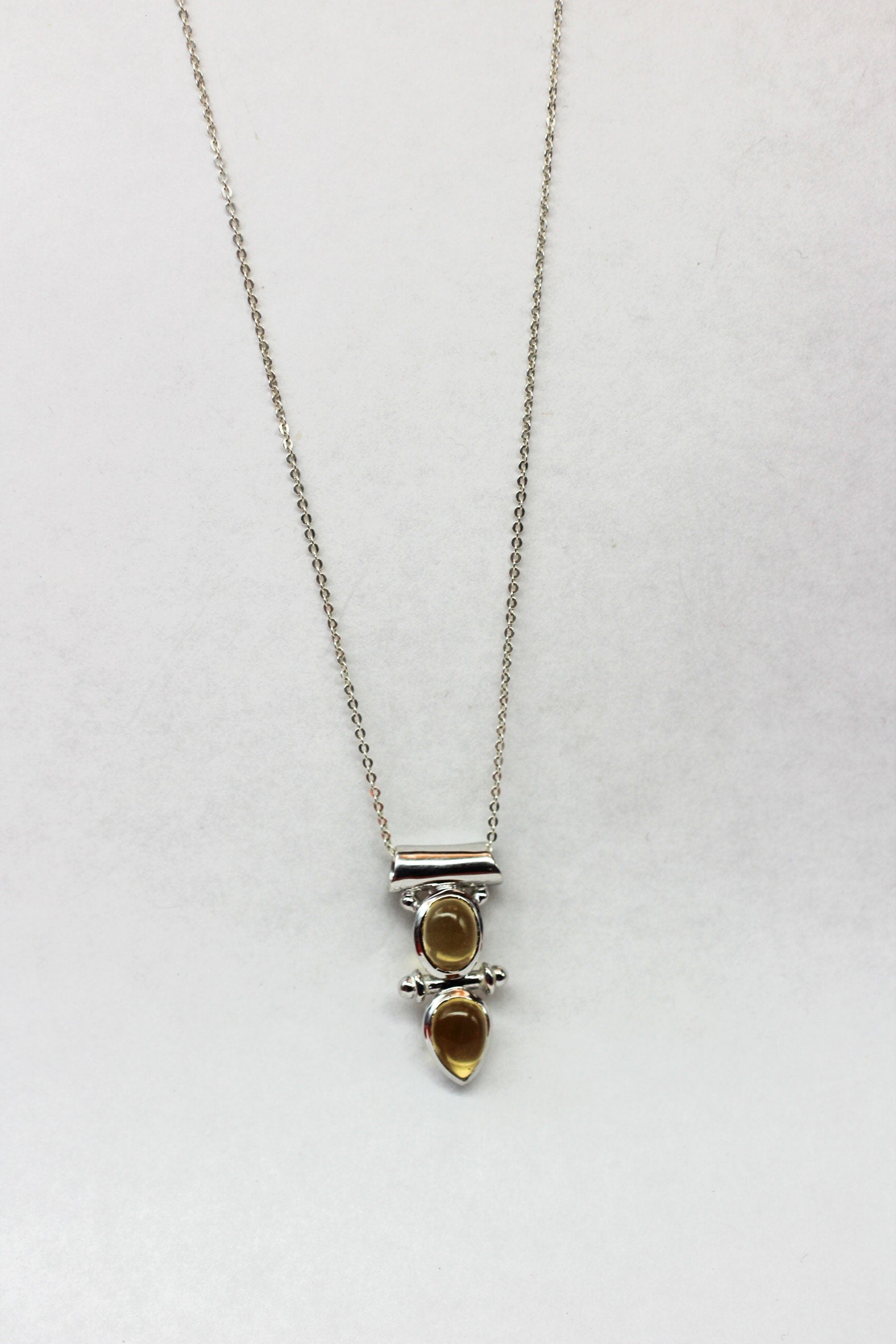 Design pur 2,85 Carat Citrin Cabochon Anhanger 925 Silber Collier Kette