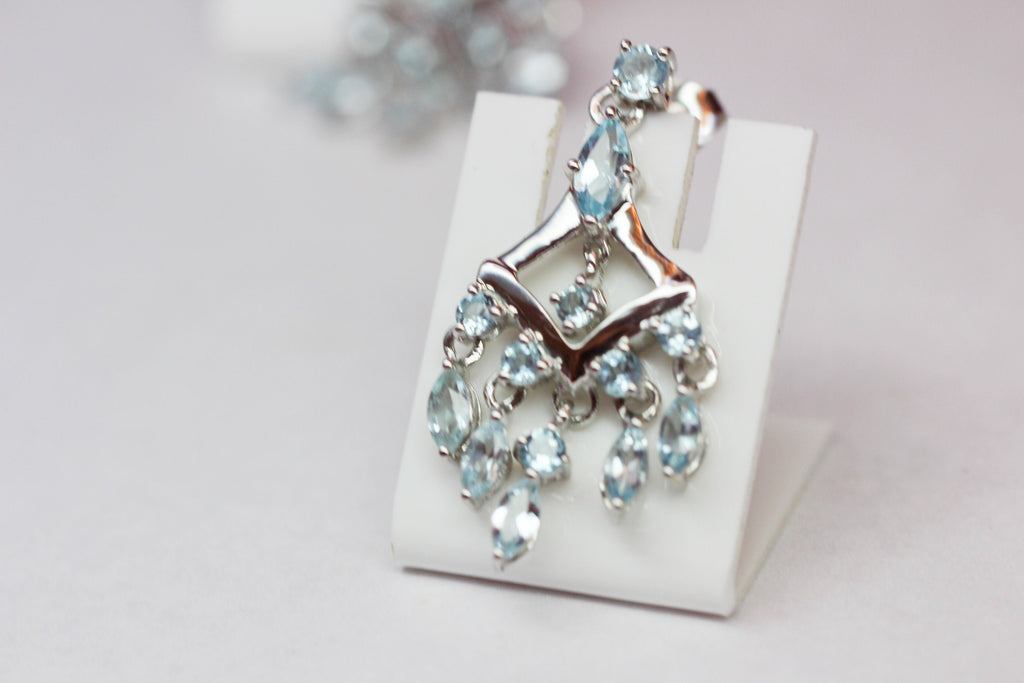 Edle 6,95 Carat Blautopas Ohrstecker 925 Silber sky blue Topas Ohrhanger