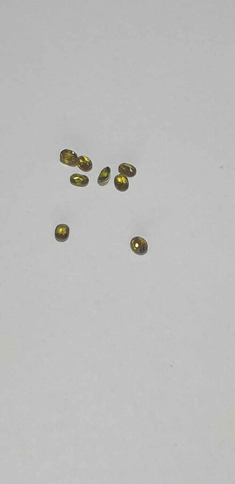 0,29 Carat sehr seltener grüner Sphen VS Qualitat aus Sri Lanka Ovalschliff