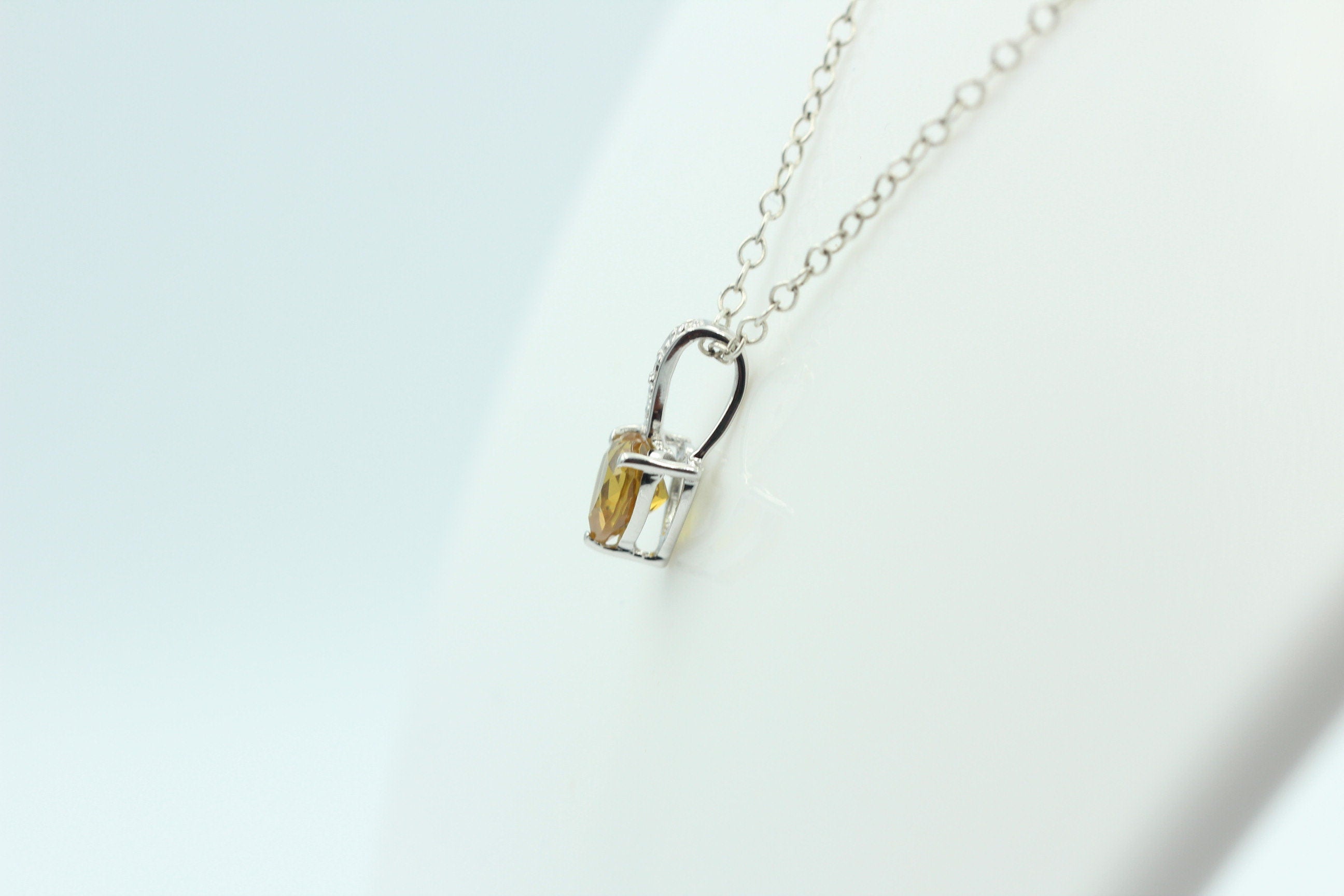 0,56 Carat nano Zultanit Herz Anhänger 925 Silber Collier Kette Zultanit Top