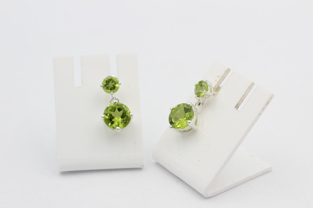 Edle 2,4 Carat Peridot Ohrstecker 925 Silber Ohrschmuck Edelstein Olivin Top