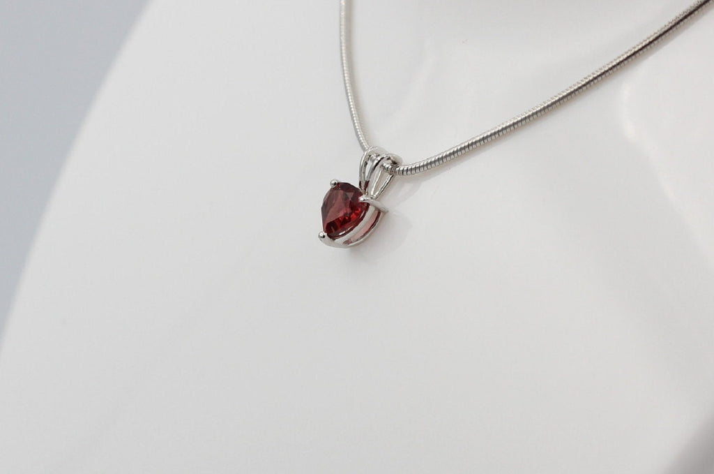 Edler 1,2 Carat Granat Anhänger 925 Silber Collier Kette  Schmuck Blutrot
