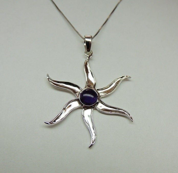1,55 Carat Amethyst Cabochon Stern Anhanger 925 Silber  violetter Edelstein