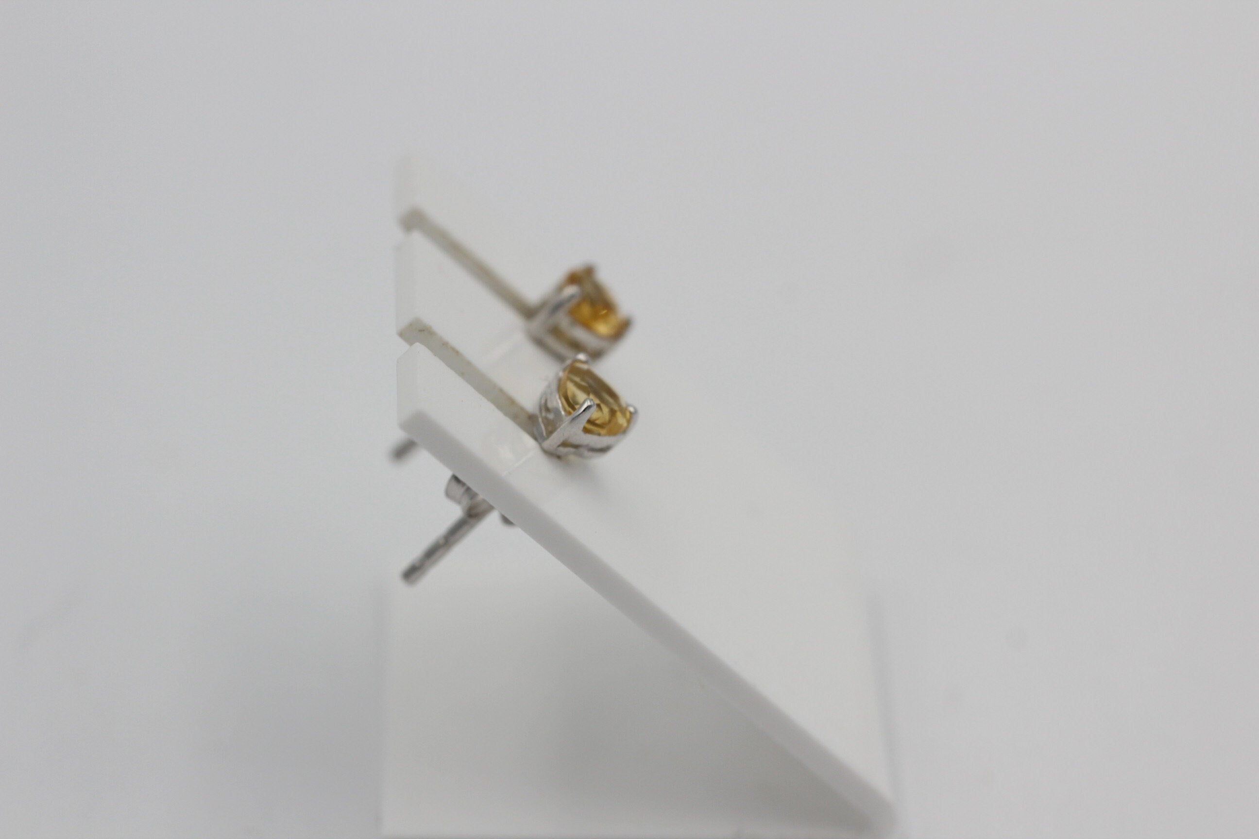 0,49 Carat Herz Citrin Ohrstecker 925 Silber Herzschliff Ohrschmuck Edelstein