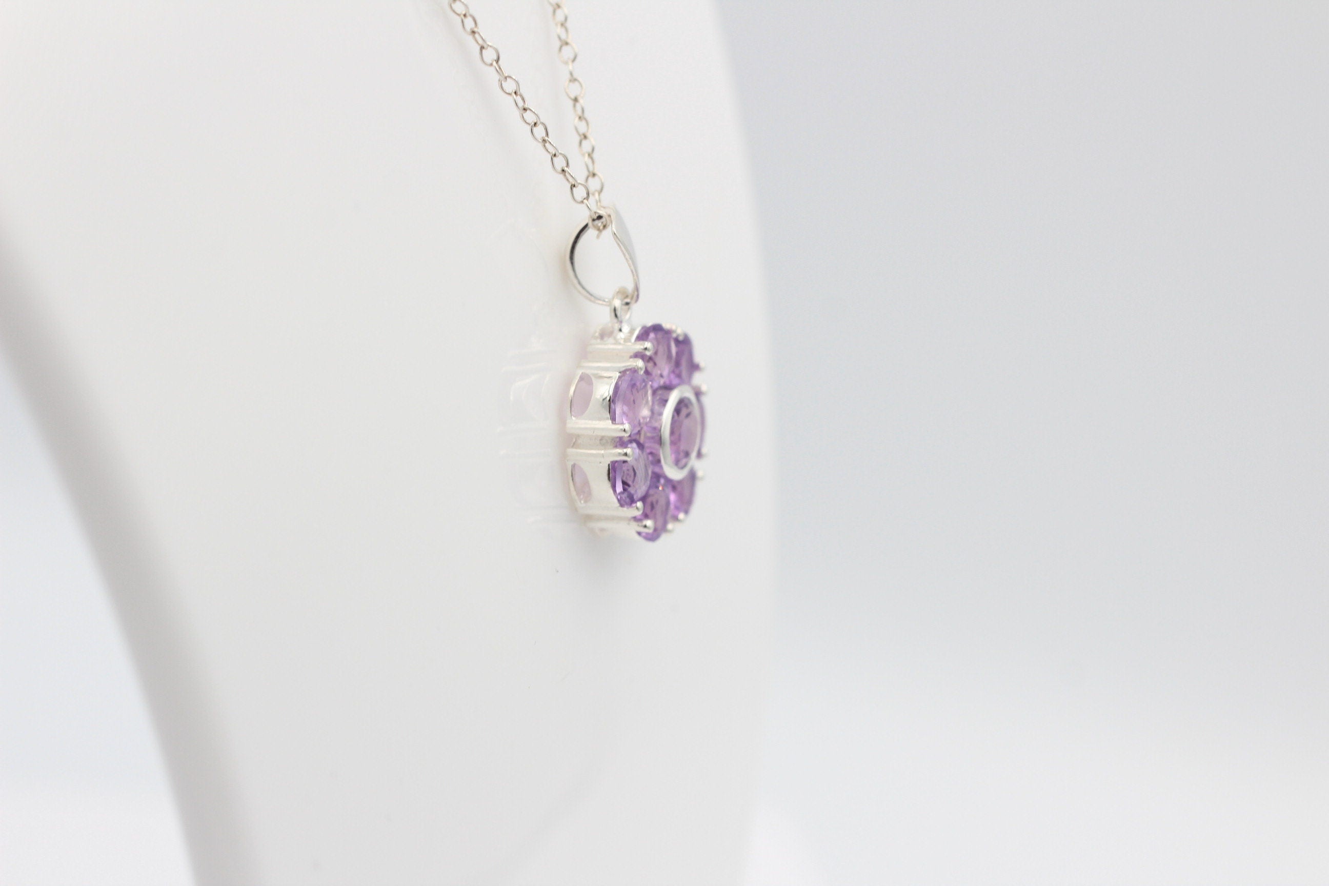 Edler 2,53 Carat Amethyst Anhänger 925 Silber violetter Edelstein Top