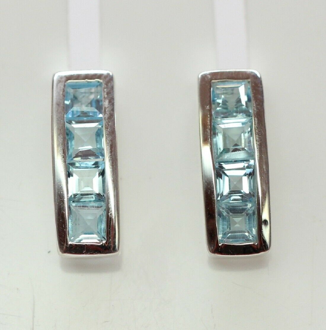 Edle 0,9 Carat Blautopas Square Ohrstecker 925 Silber Ohrring Ohrschmuck