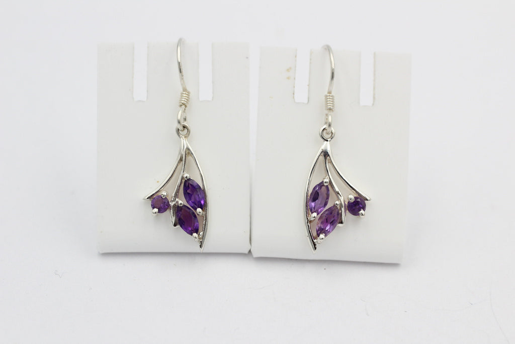 Edle 0,74 Carat Amethyst Ohrhänger 925 Silber violetter Edelstein Amethysschmuck