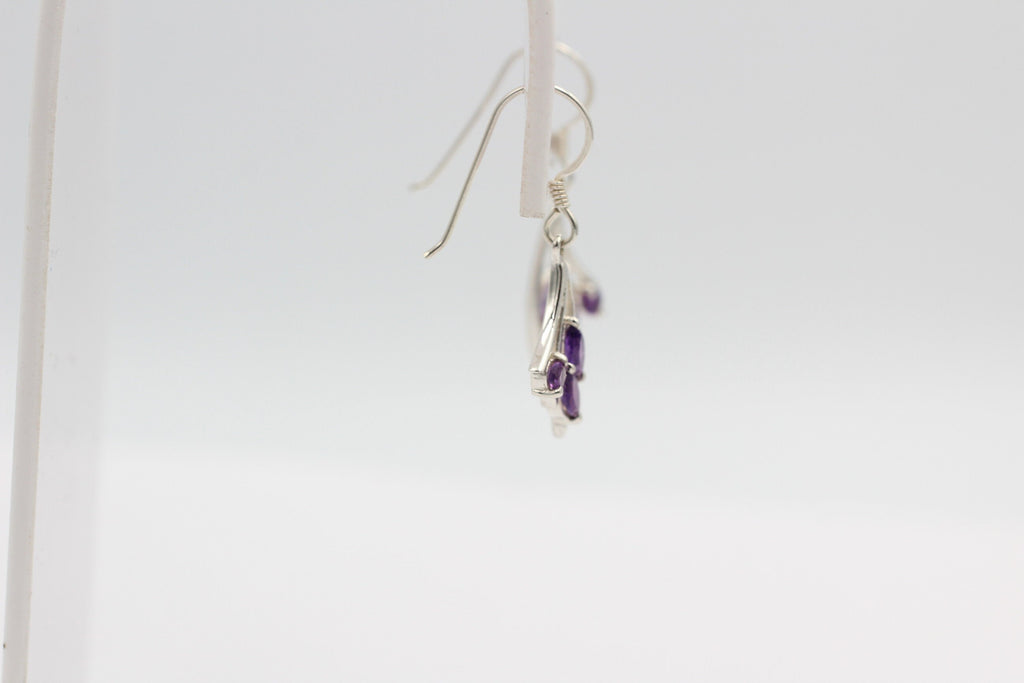 Edle 0,74 Carat Amethyst Ohrhänger 925 Silber violetter Edelstein Amethysschmuck