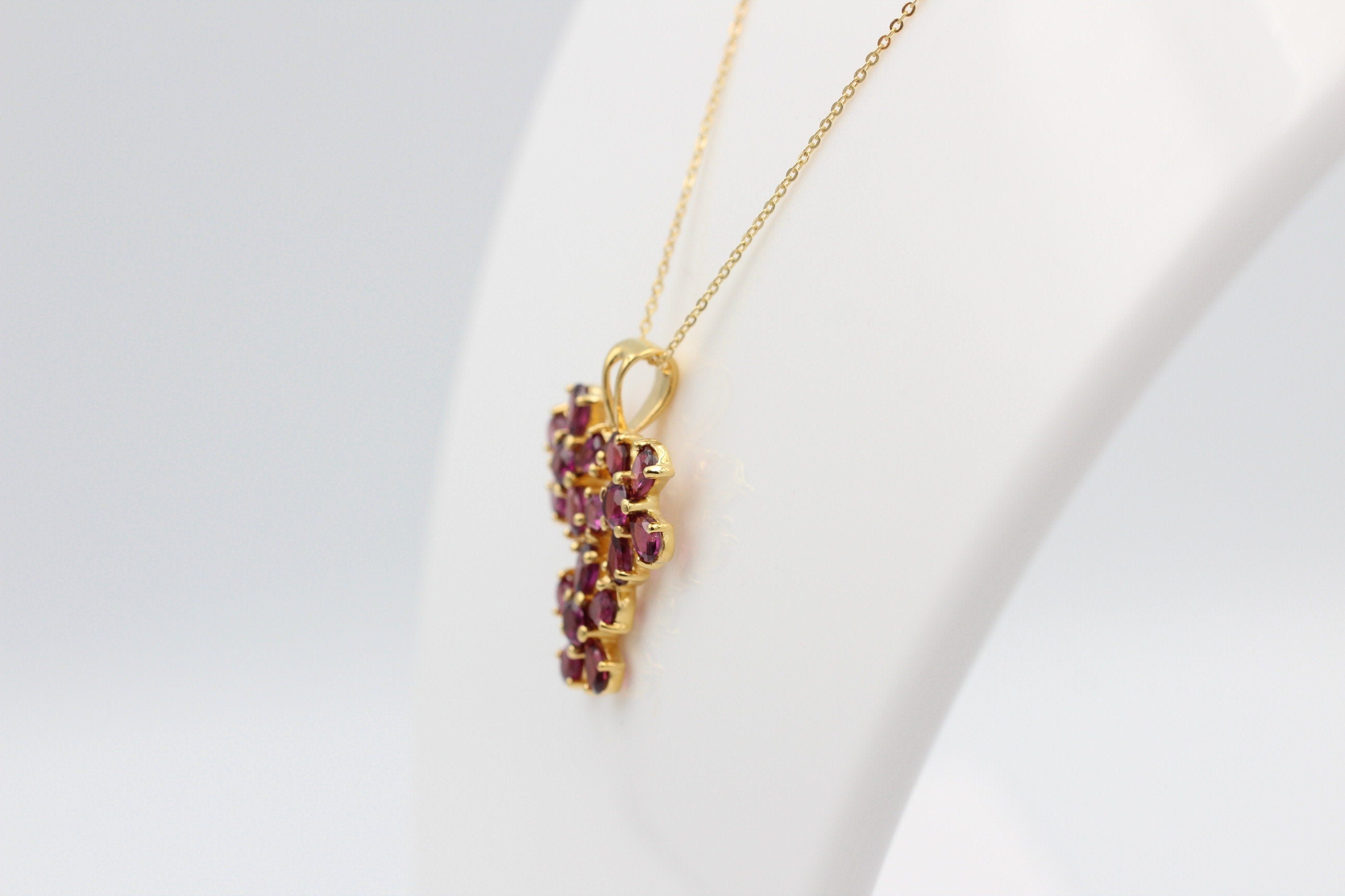 Edler 4,2 Carat  Granat Anhänger 925 Silber Collier Kette blutroter Granat