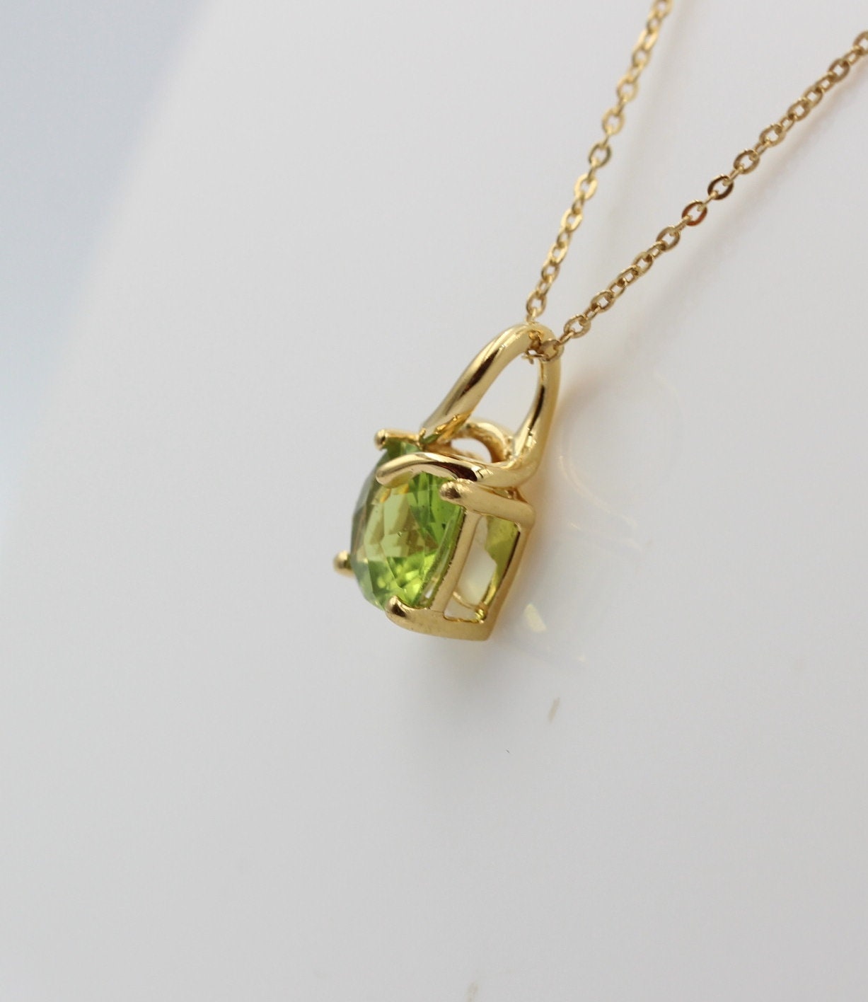 1,5 Carat Peridot Anhänger 925 Silber Collier Kette Checker Maigrüner Edelstein
