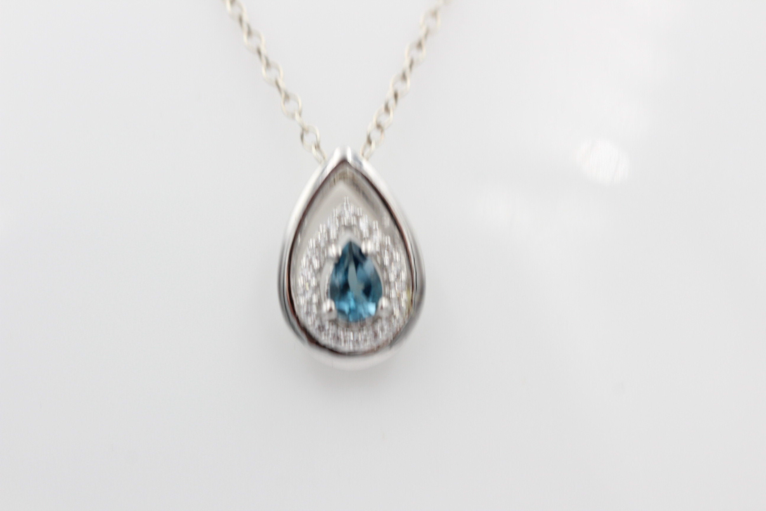 Edler 0,51 Carat London blauer Topas Anhänger 925 Silber  london seltener london Topas