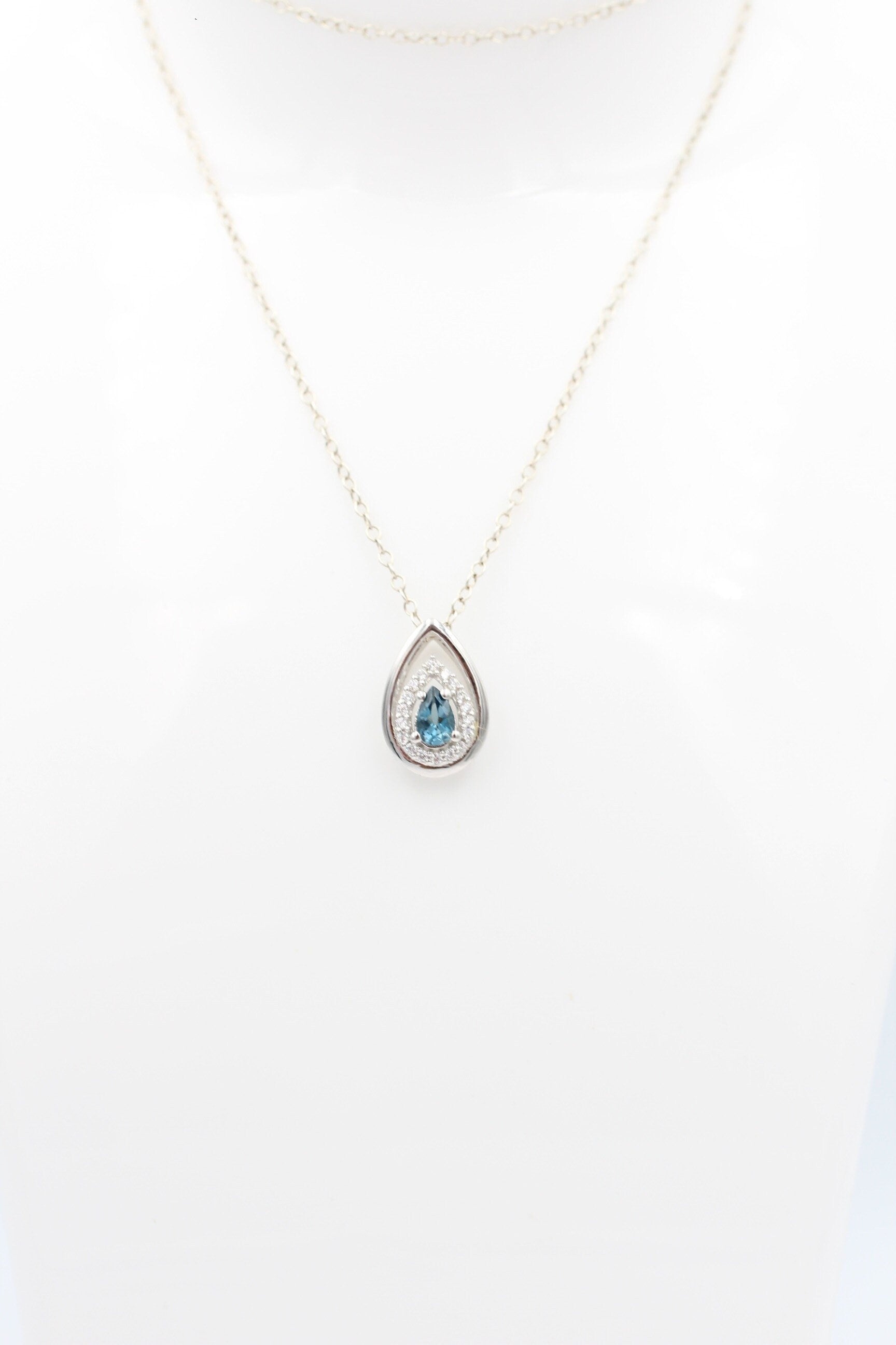 Edler 0,51 Carat London blauer Topas Anhänger 925 Silber  london seltener london Topas