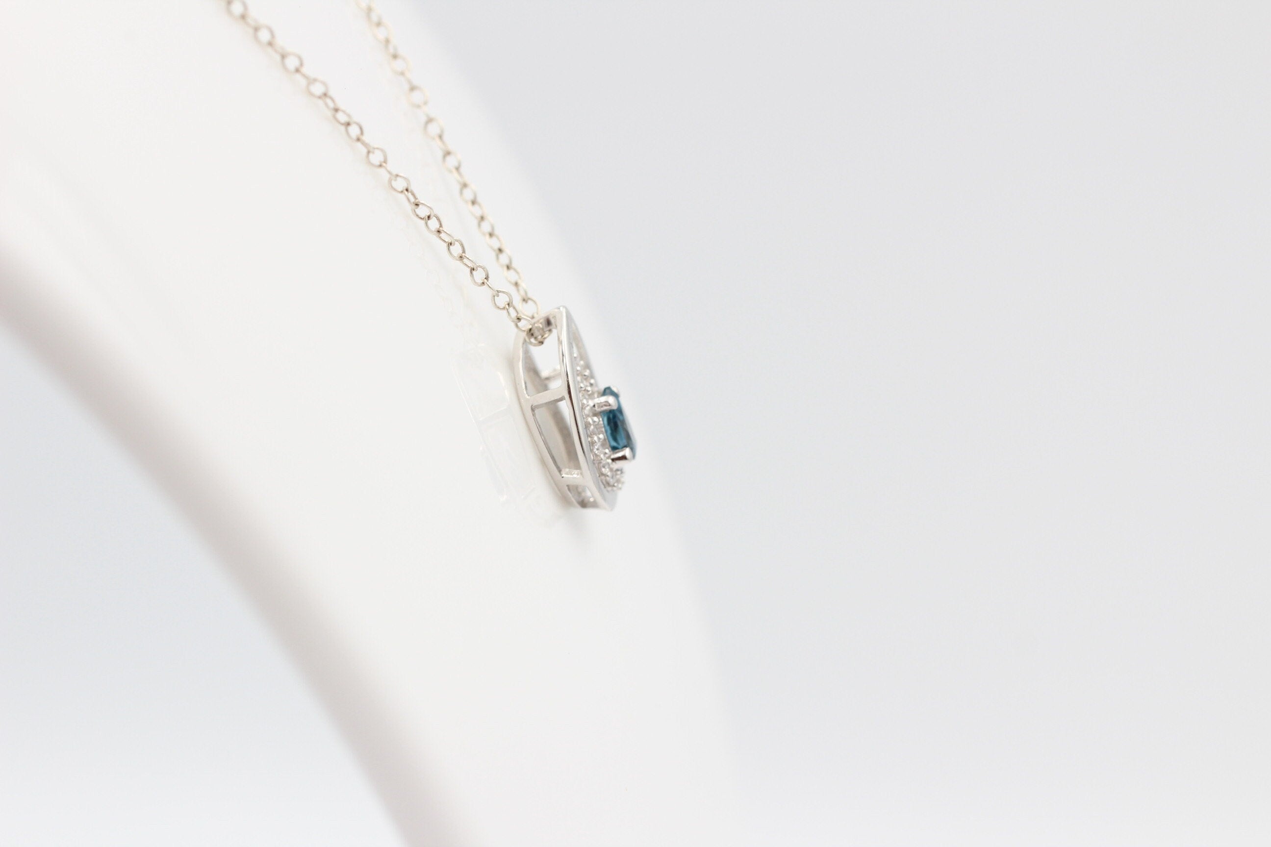 Edler 0,51 Carat London blauer Topas Anhänger 925 Silber  london seltener london Topas