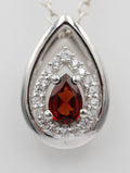 Edler 0,51 Carat Granat Anhänger 925 Silber Collier Kette blutroter Edelstein