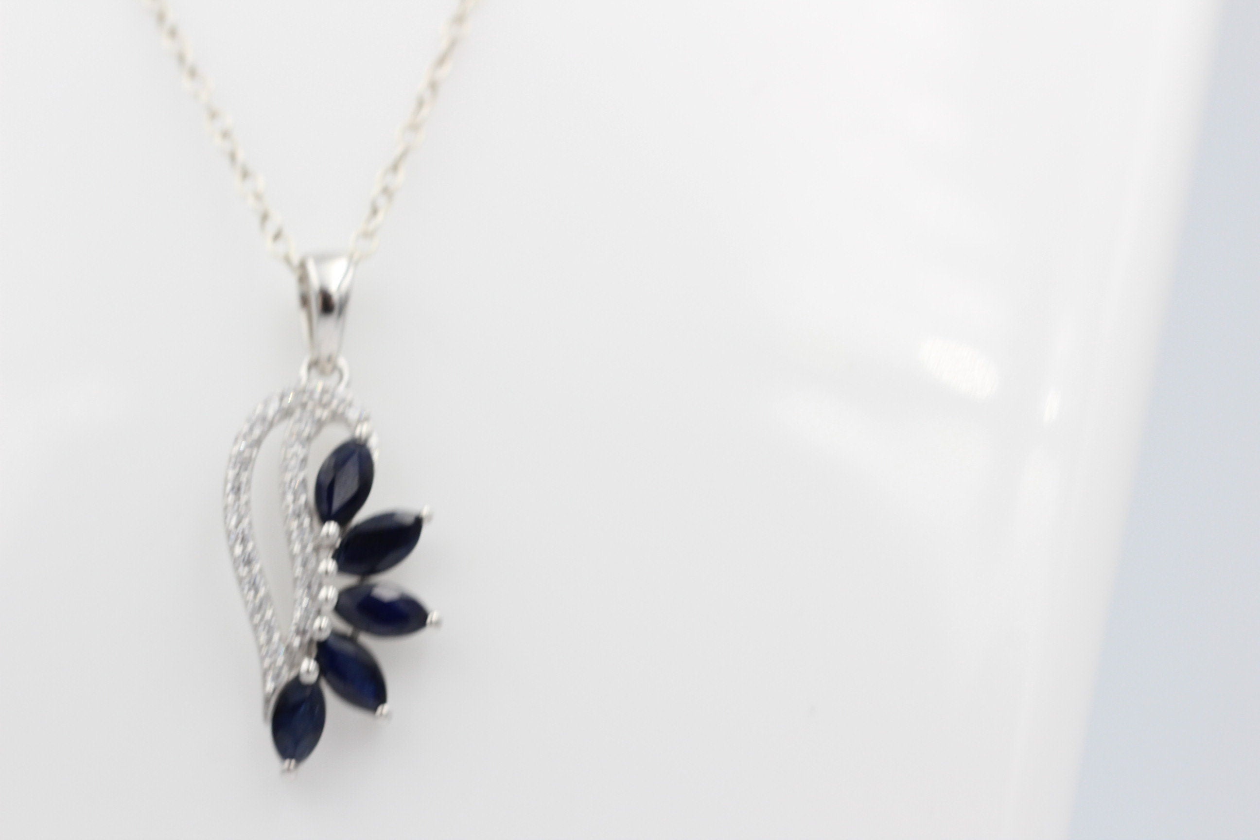 1,26 Carat blauer Saphir Anhänger 925 Silber Collier Kette Saphirschmuck Top