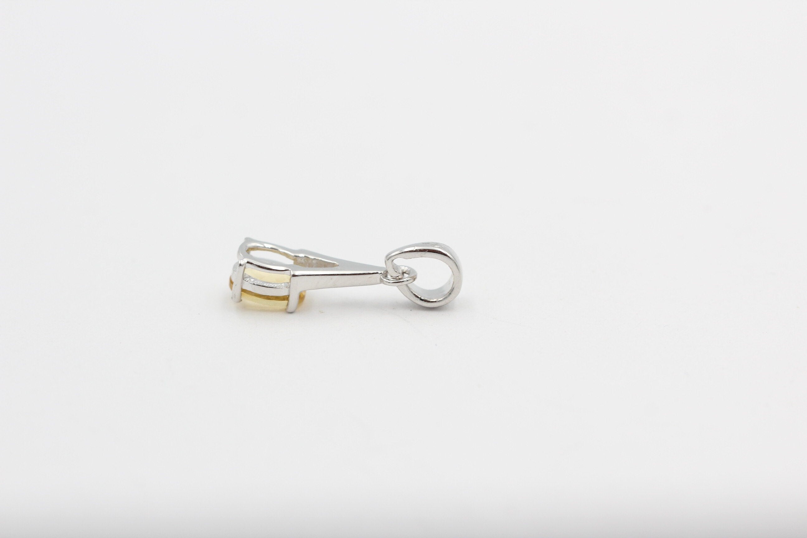 0,72  Carat Citrin Anhänger 925 Silber  goldgelber Citrin Edelsetein