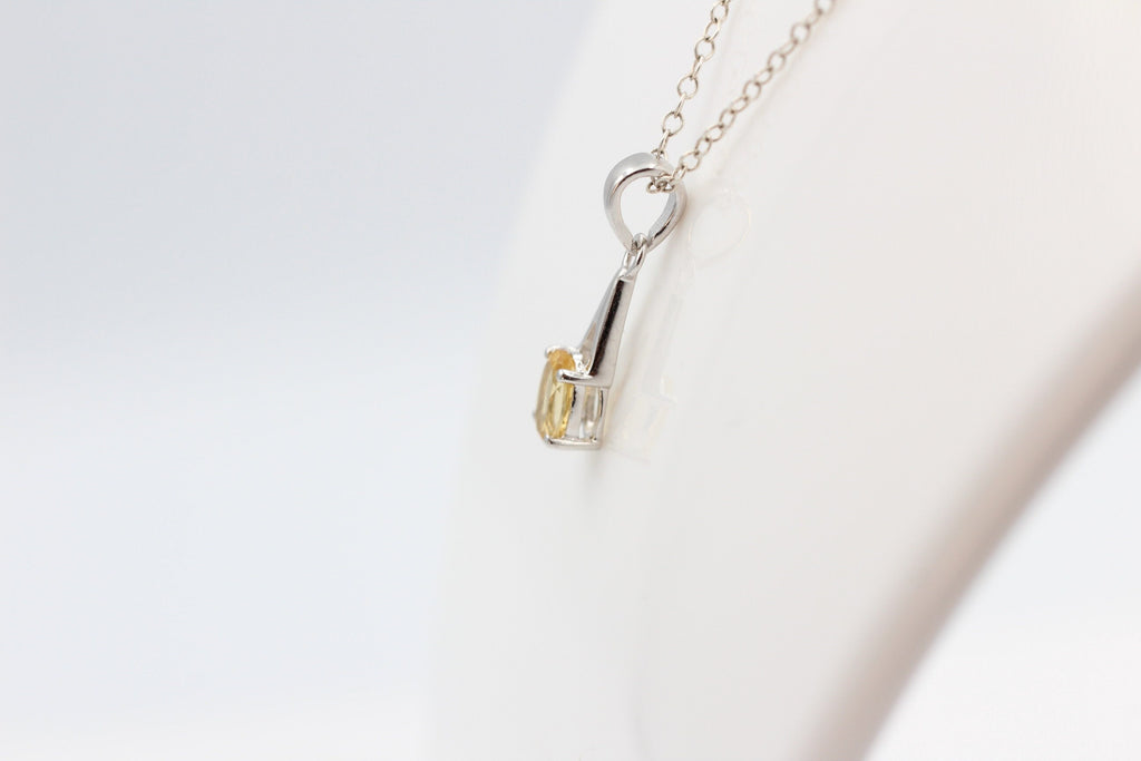 0,72  Carat Citrin Anhänger 925 Silber  goldgelber Citrin Edelsetein