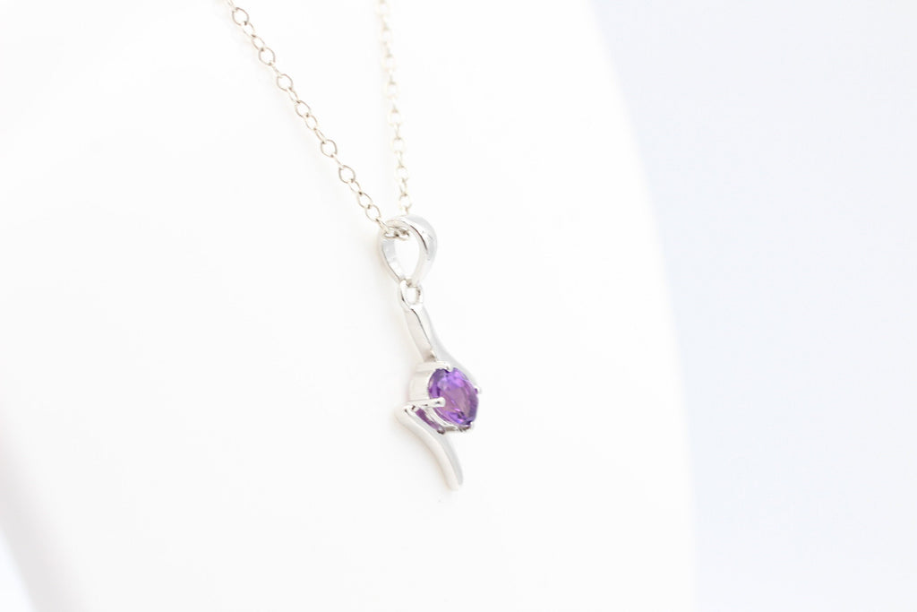 0,72 Carat brasilianischer Amethyst Anhänger 925  Silber  Brasilien