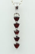 Edler 1,0 Carat Granat  Anhänger 925 Sterling Silber  Blutroter Edelstein