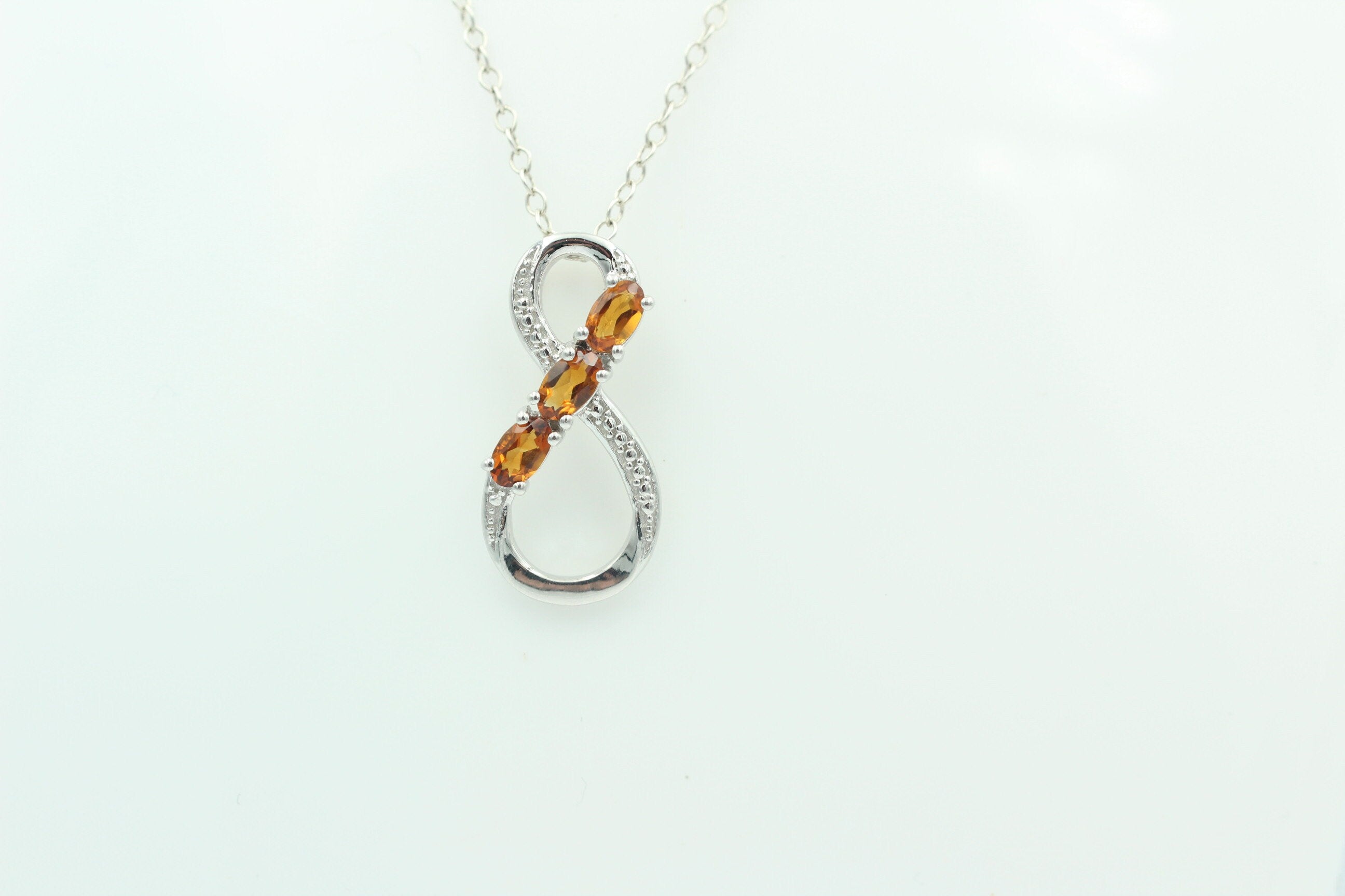 0,72 Carat Madeira Citrin Anhänger Unendlichkeit 925 Silber Infinity