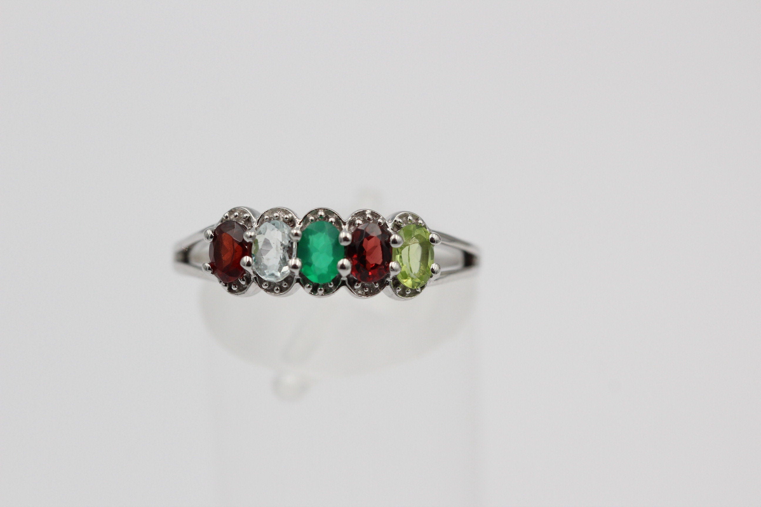 1  Carat Edesltein Ring 925 Silber Onyx Granat Blautopas Peridot Gr 7 / 17 / 54