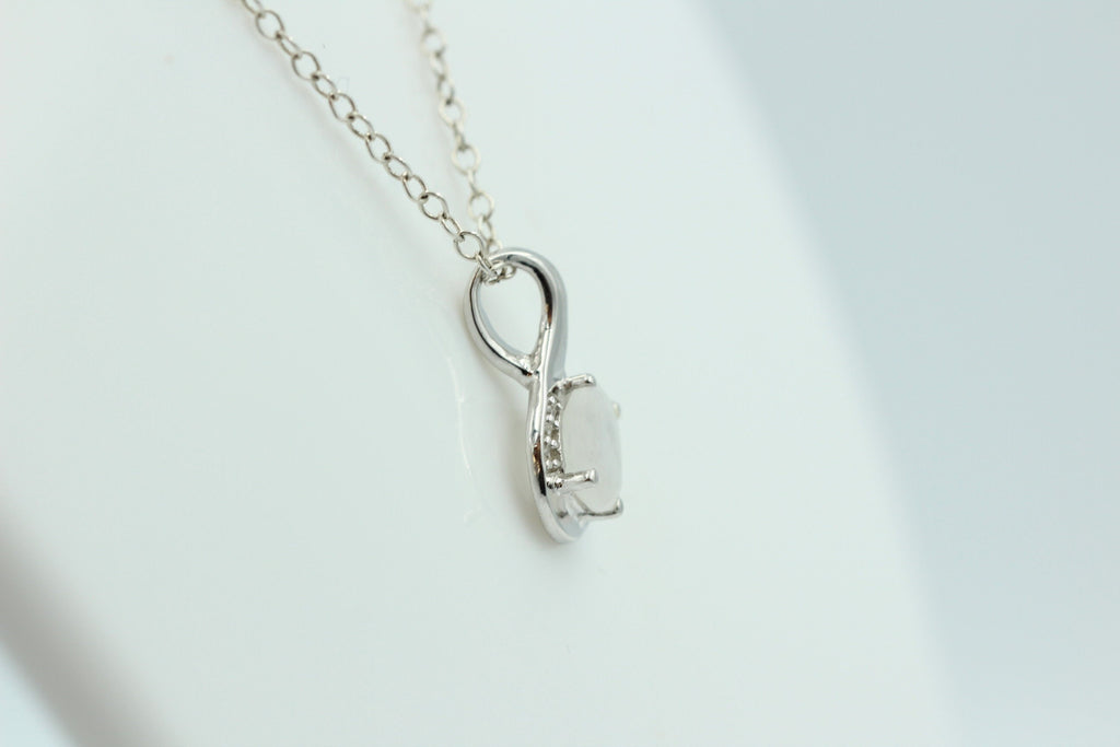 1,12 Carat Regenbogen Mondstein Anhänger 925 Silber Collier Kette mit Zirkonia