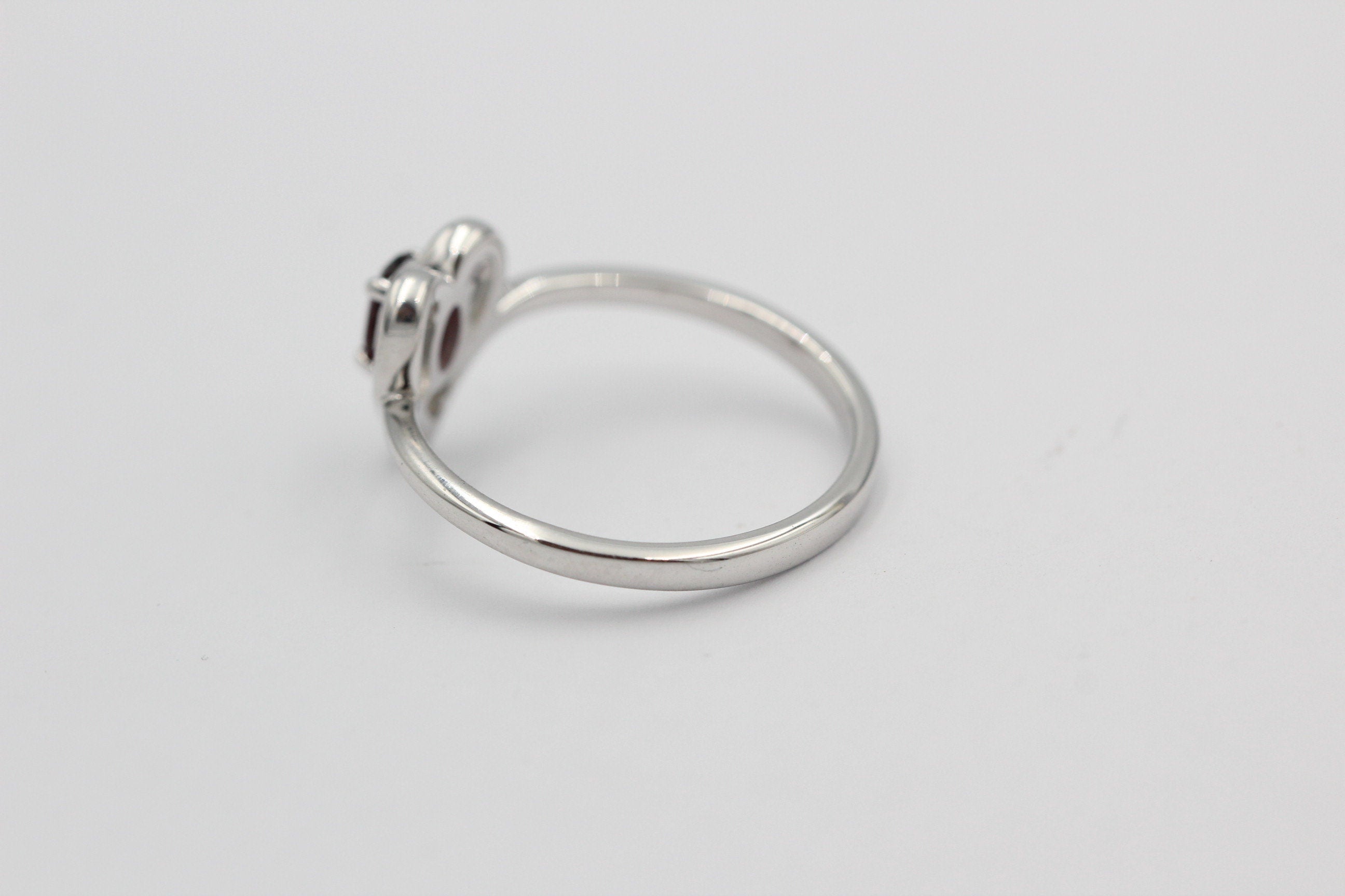0,53 Carat Rhodolith Herz Ring 925  Silber Fingerring  Herzring 7 / 17,5 / 55
