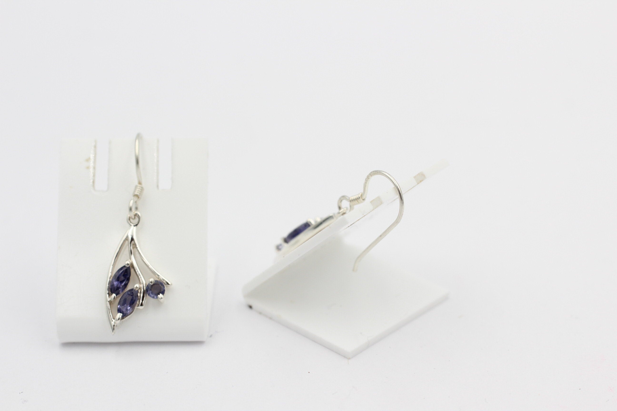 Edle 0,74 Carat Iolith Ohrhänger 925 Silber Wassersaphir Luchssaphir Ohrschmuck